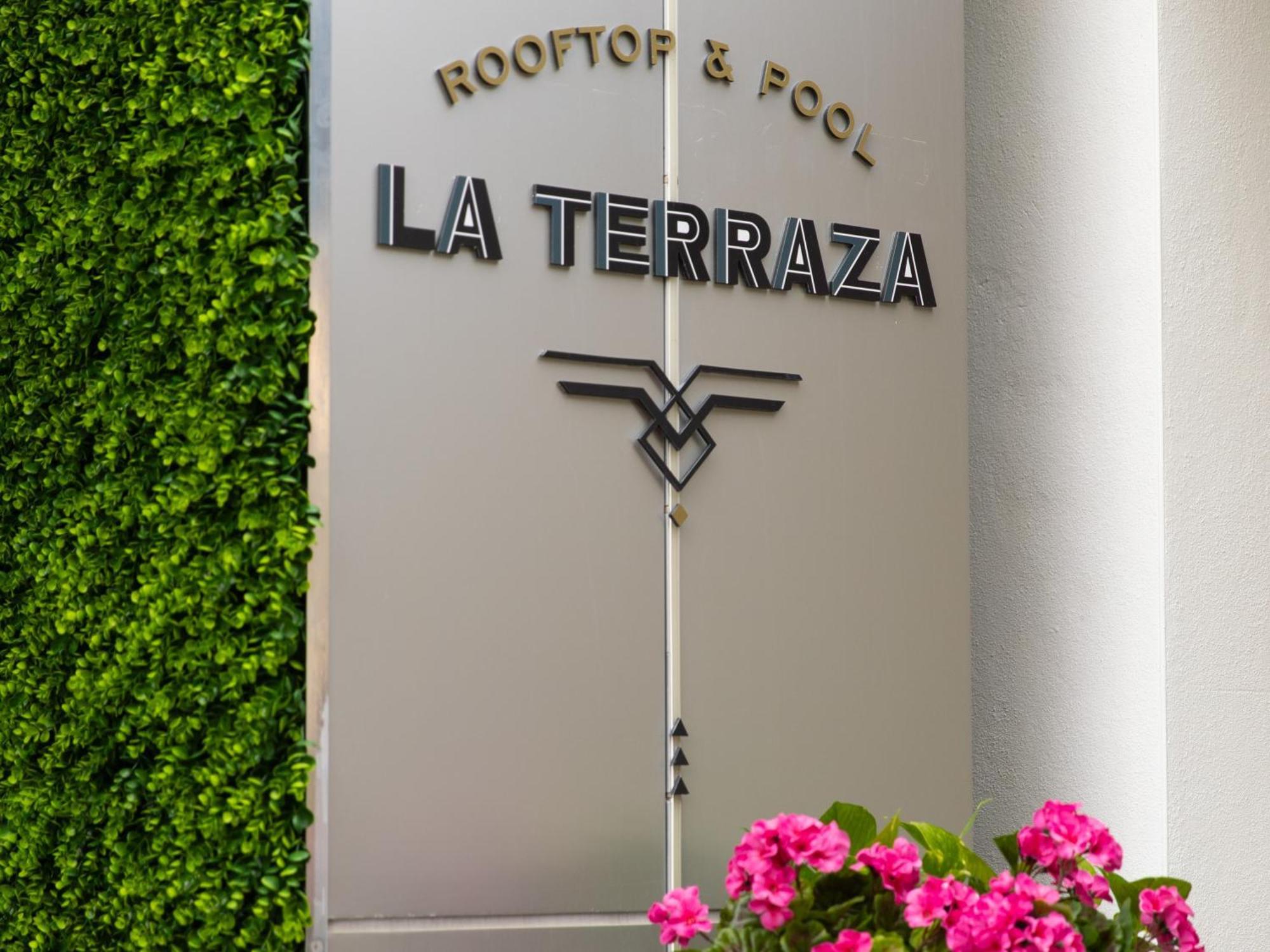 キンプトン アングラーズ ホテル マイアミビーチ エクステリア 写真 La Terraza